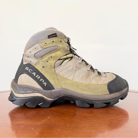 Scarpa Kailash GTX Waterproof Women’s Hiking Boot | US 7 - Picture 2 of 7